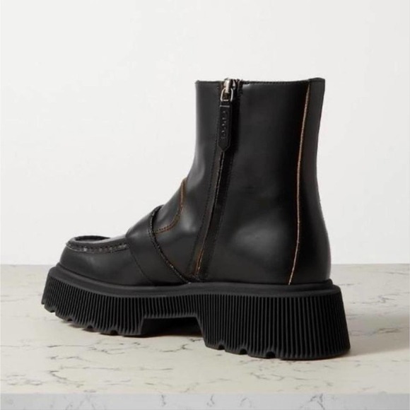 GUCCI Dionysus Hunder crystal buckle embellished leather lug boots - Picture 3 of 4